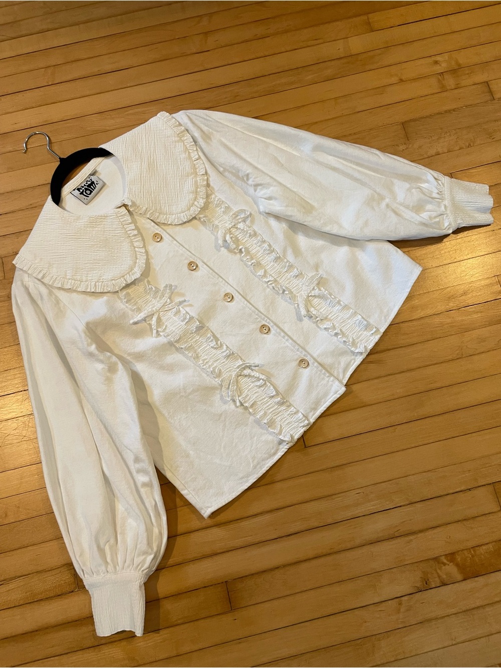 KINA AND TAM The Tongue Tied White Ivory Cotton Blouse Wide Collar Puff Sleeves